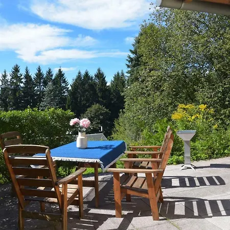 Am Waldesrand/ Haus Konrad Holiday home *